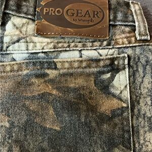 Men’s camo pants